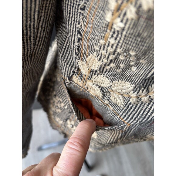 Embroidered Brown Blazer - Picture 8 of 13